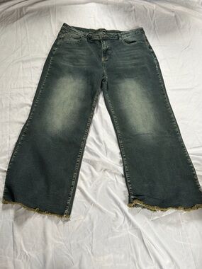Women’s Wide-Leg Distressed Jeans - Washed Dark Indigo